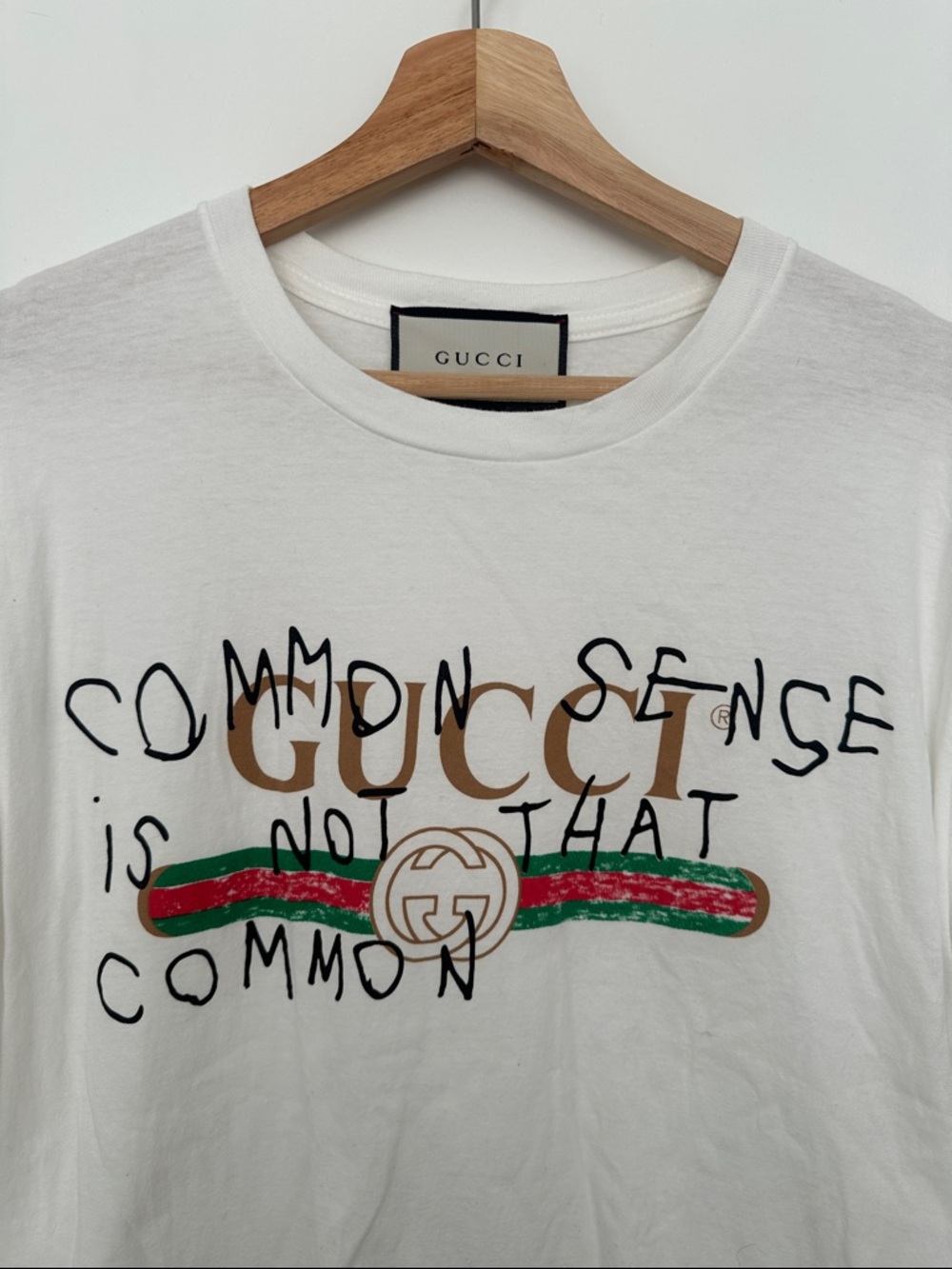 Gucci Graphic Logo Tee - Picture 2 of 2